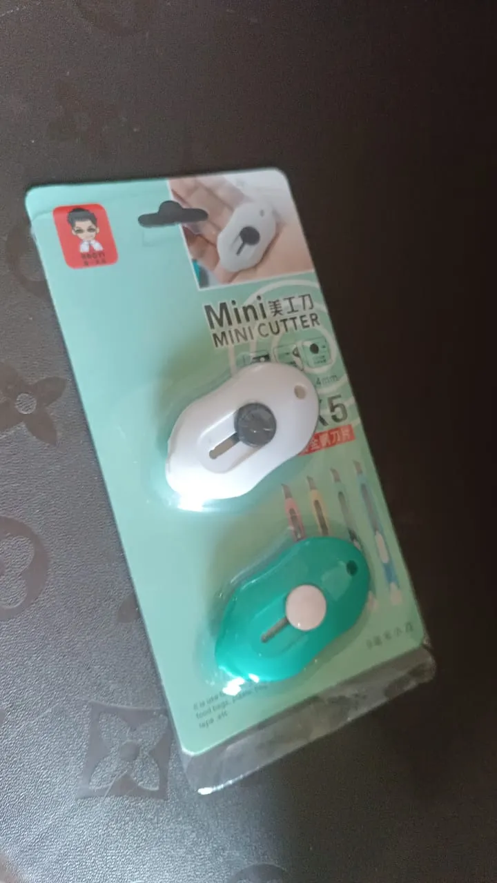 15247 Mini Cloud Shape Cutter Portable Cute Box Cutter (2 Pcs Set)