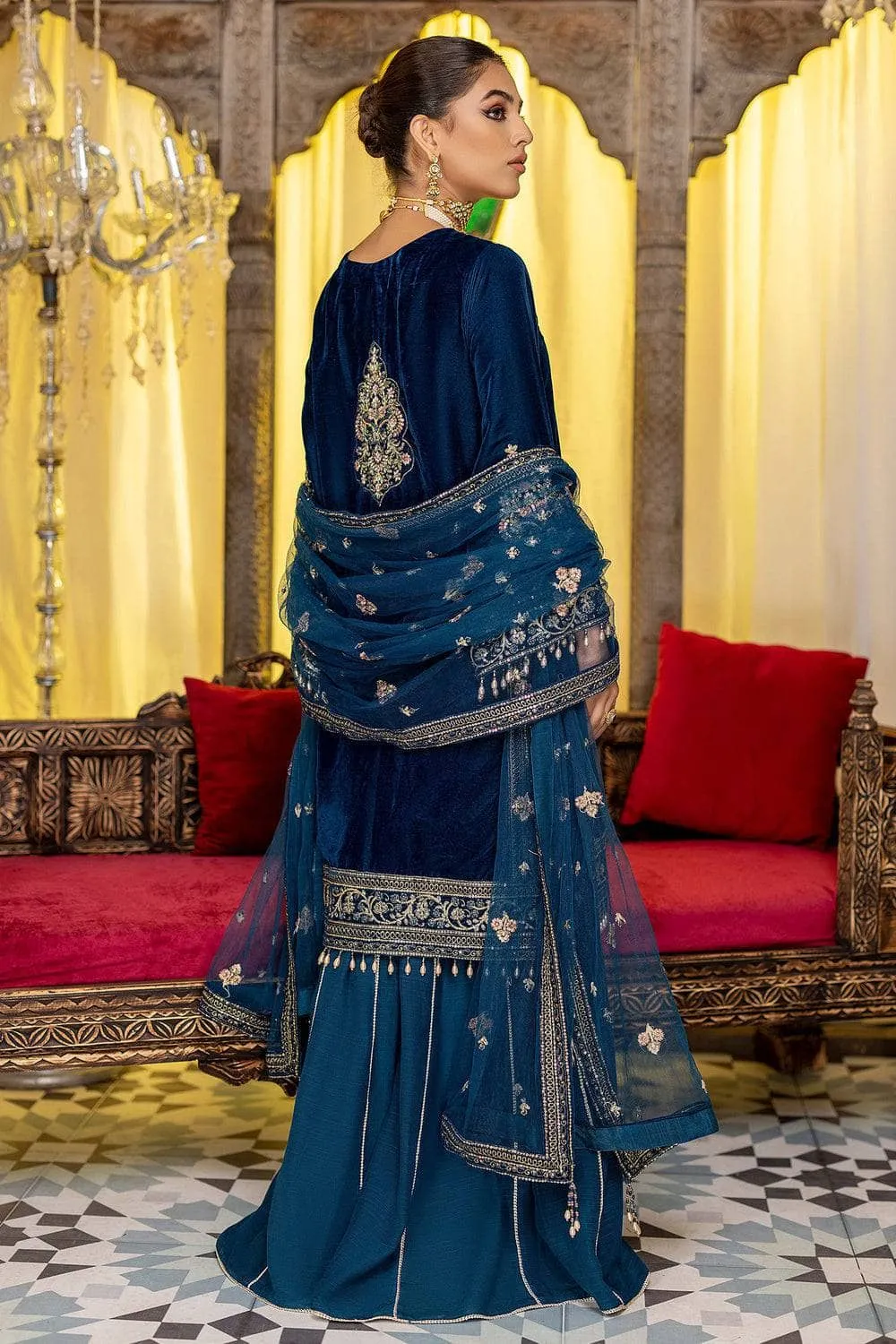 Adans Libas Velvet/Dastaar