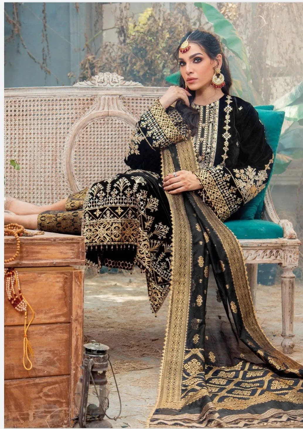 Anaya Velvet Collection/Noelle/02