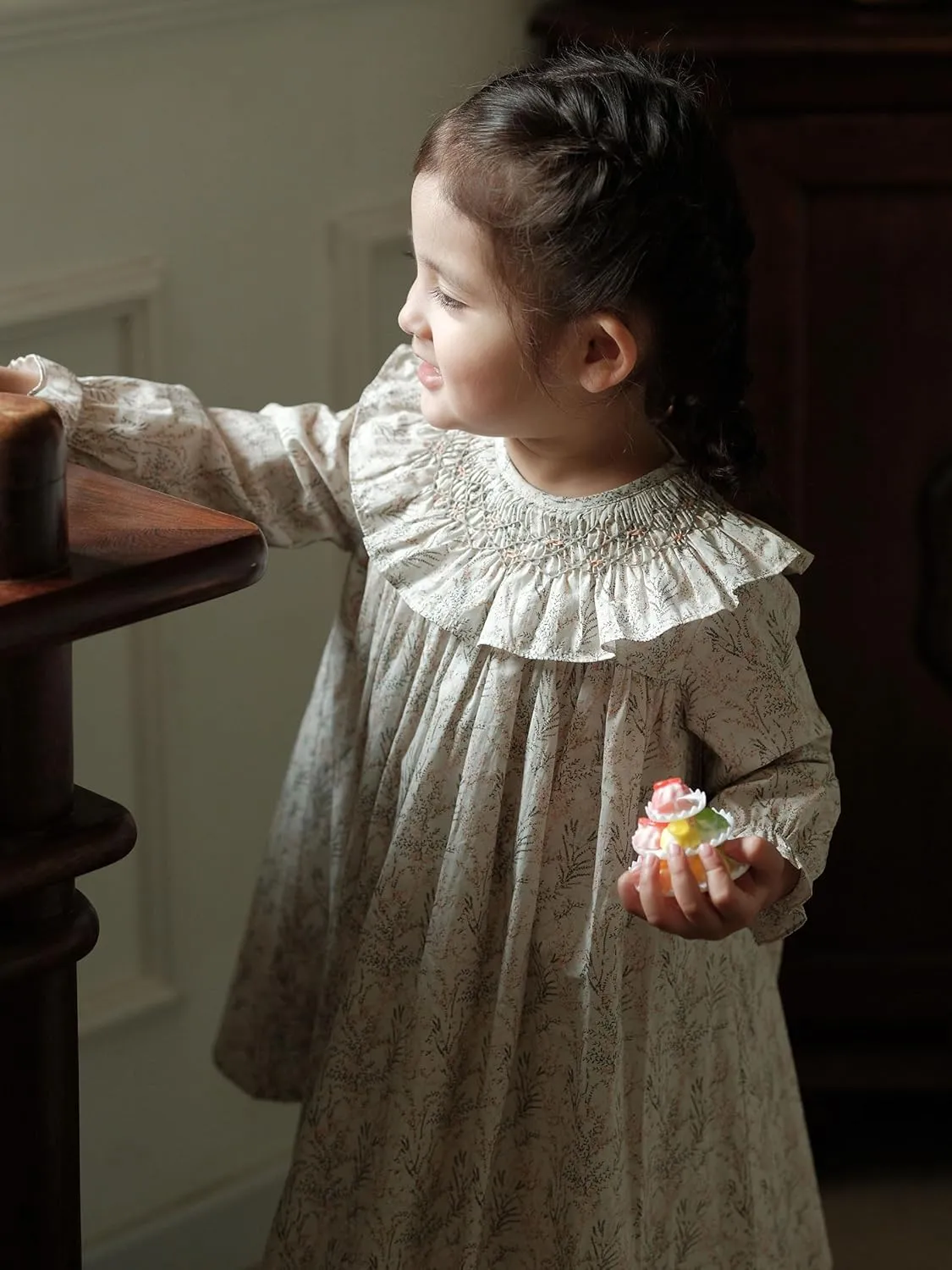 Baby Girls Long Sleeve Smocking Clothing Toddler Fall Floral Smocked Dress Vintage Dresses for Christmas Birthday Holiday