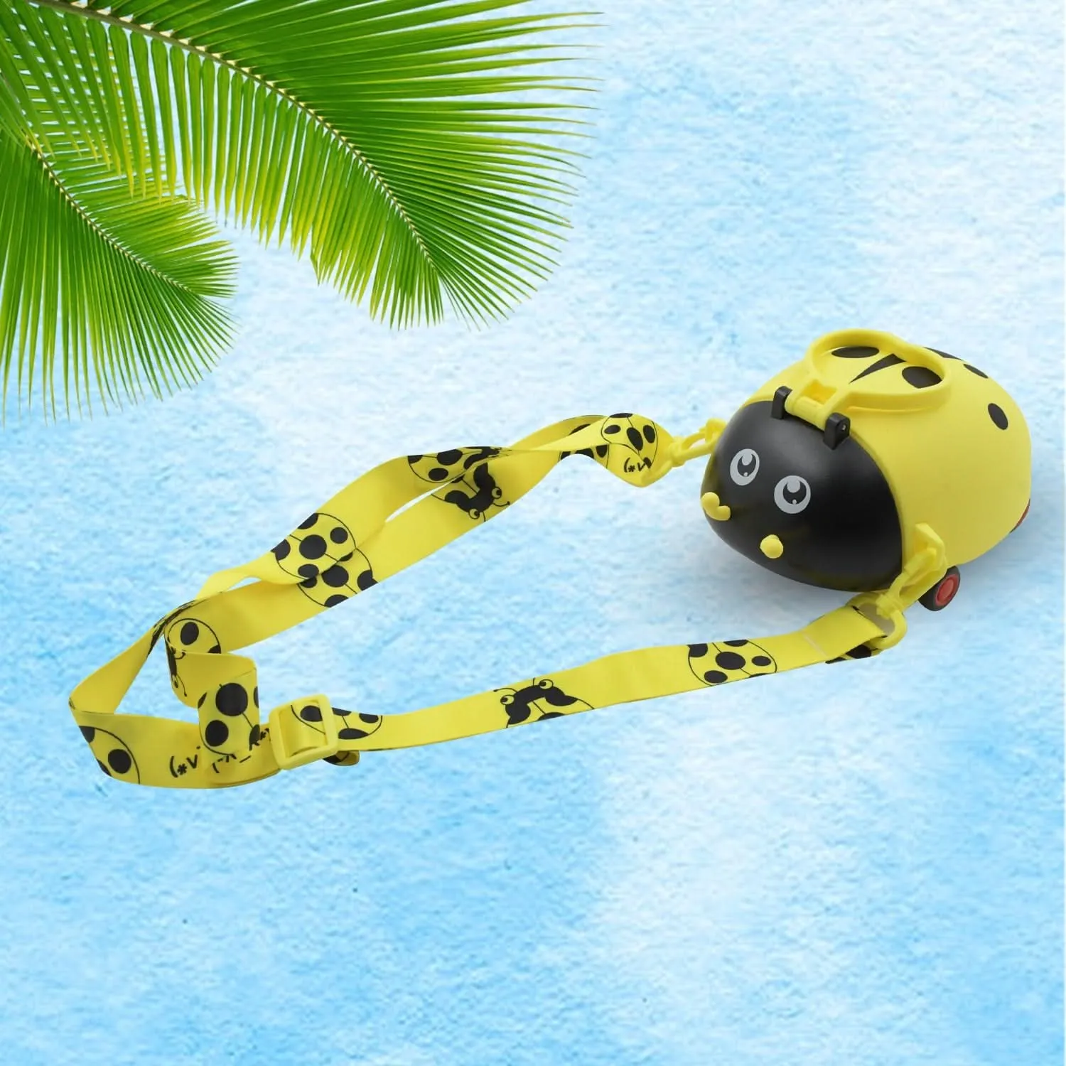Bug-Shaped Kids Water Bottle with Wheels, Straw & Strap – 1L