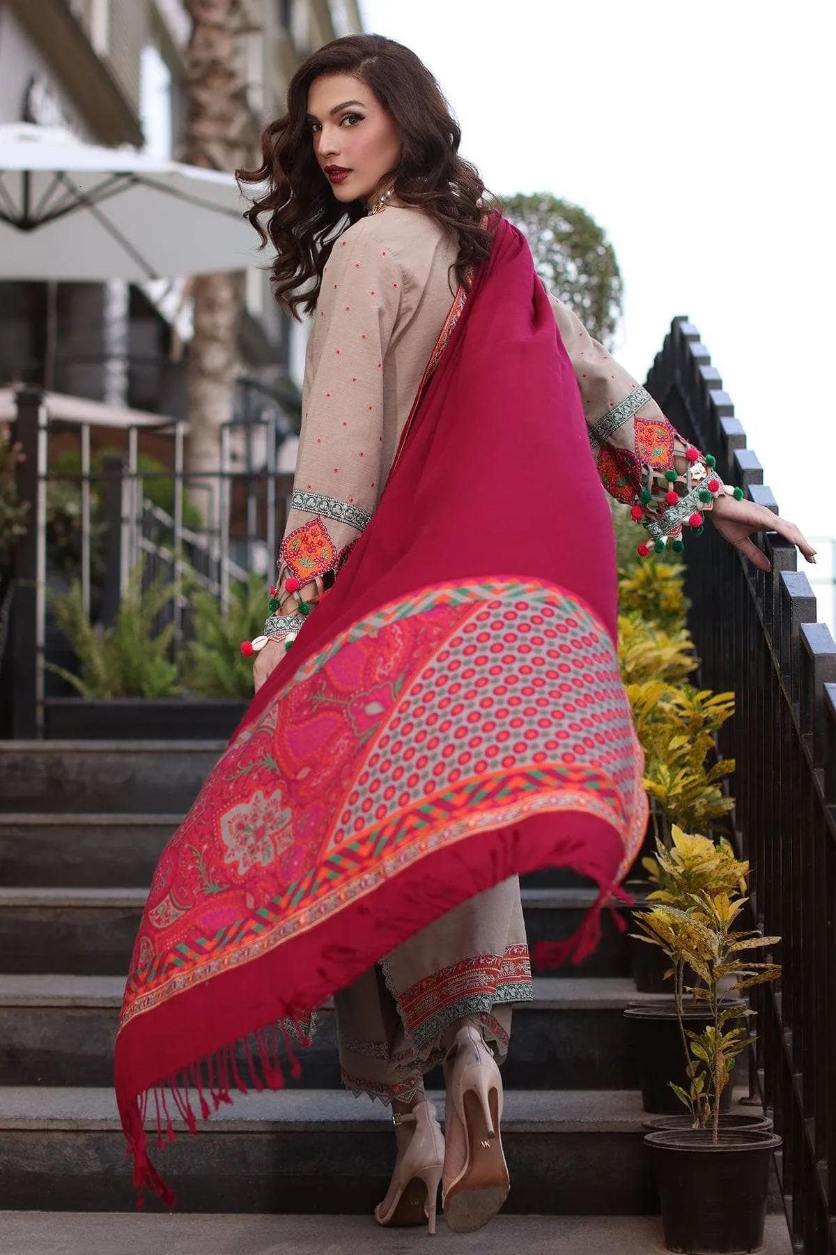 Charizma Naranji Winter/Khaddar Woolen Shawl