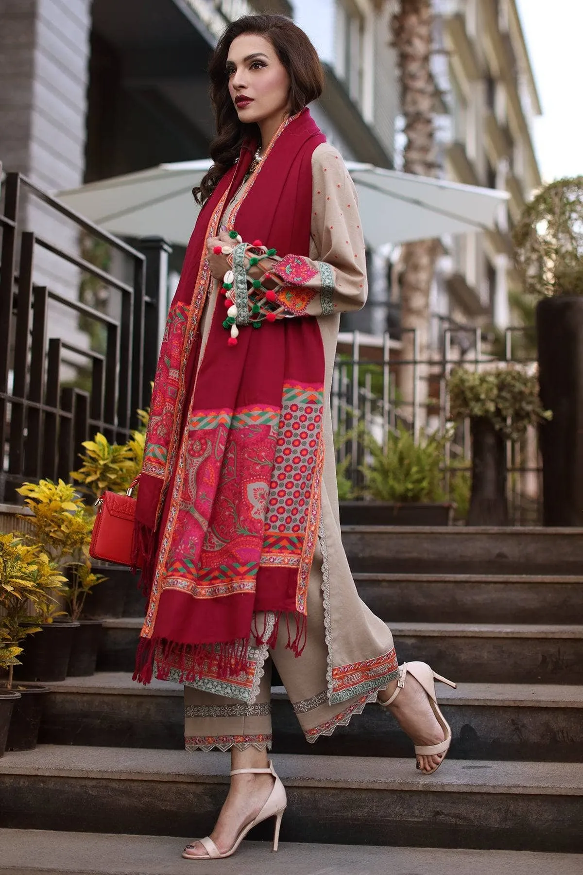 Charizma Naranji Winter/Khaddar Woolen Shawl