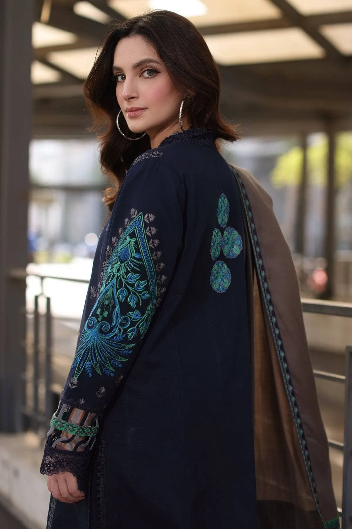 Charizma Naranji Winter/Khaddar Woolen Shawl