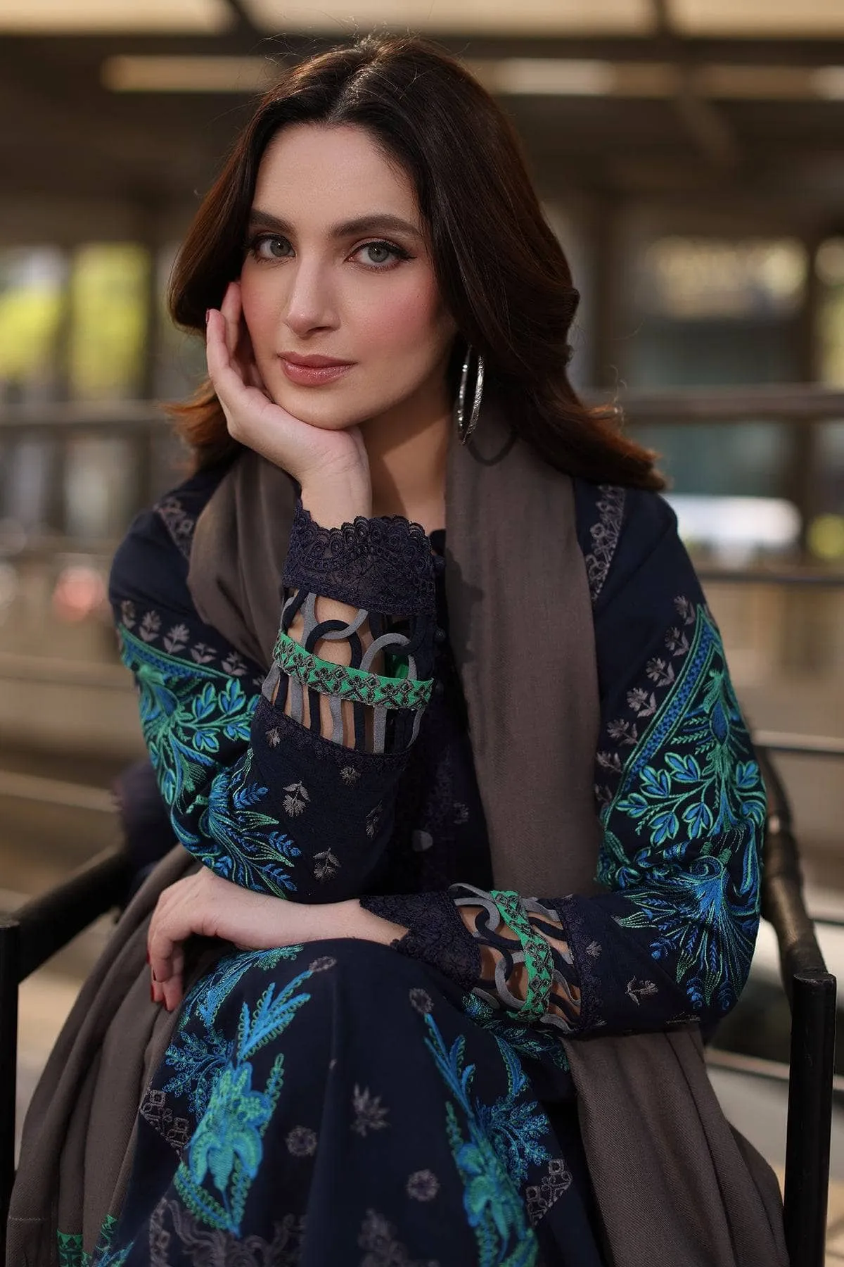 Charizma Naranji Winter/Khaddar Woolen Shawl