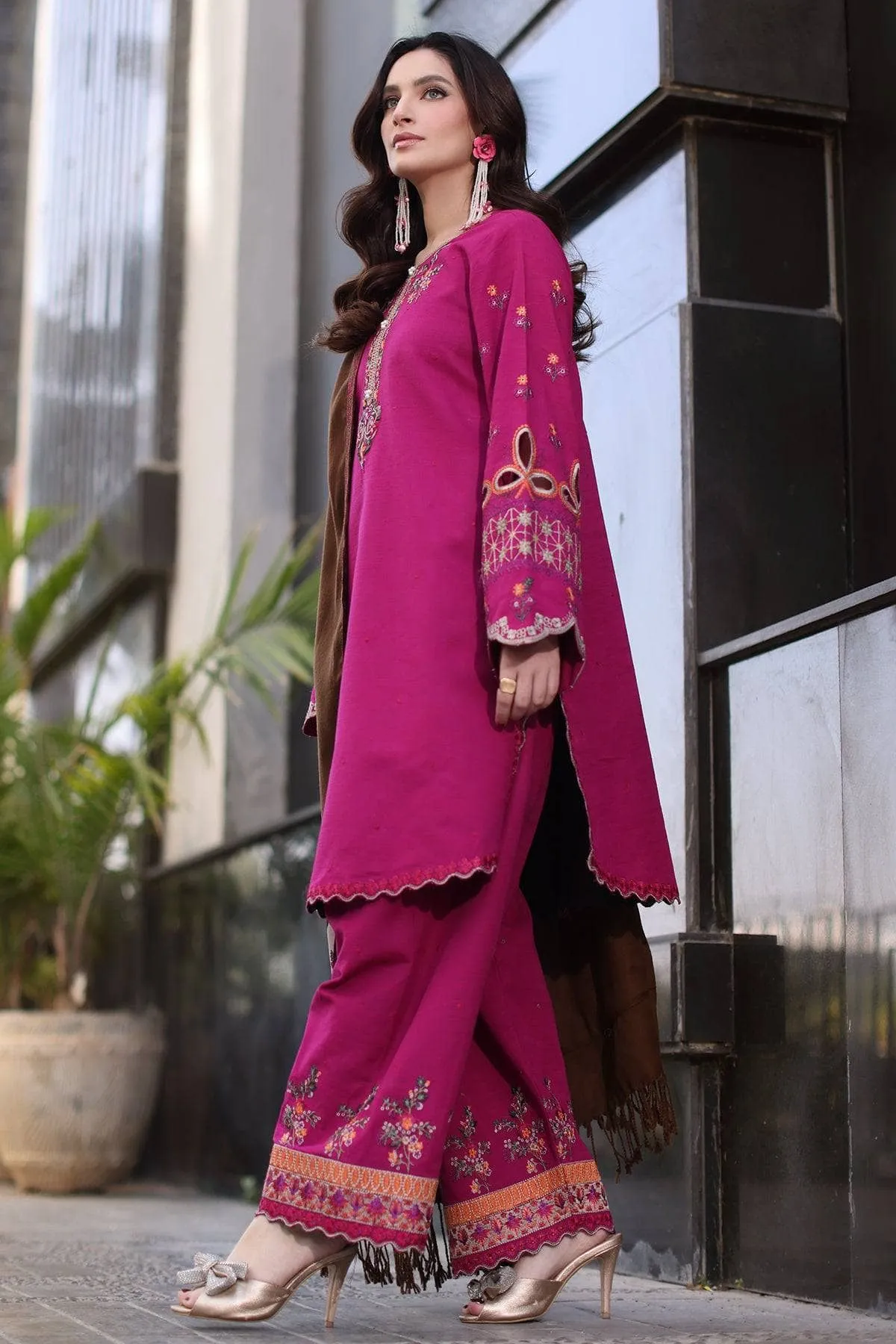 Charizma Naranji Winter/Khaddar Woolen Shawl