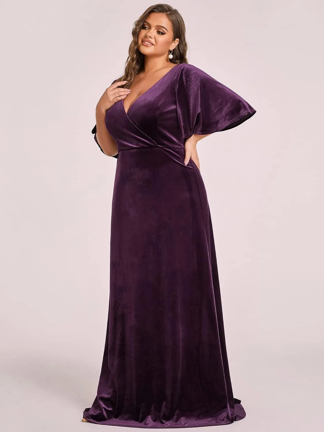 Ever-Pretty Women's Retro V-Neck Ruffles Sleeves A-line Velvet Maxi Winter Plus Size Formal Dress 00861-DA