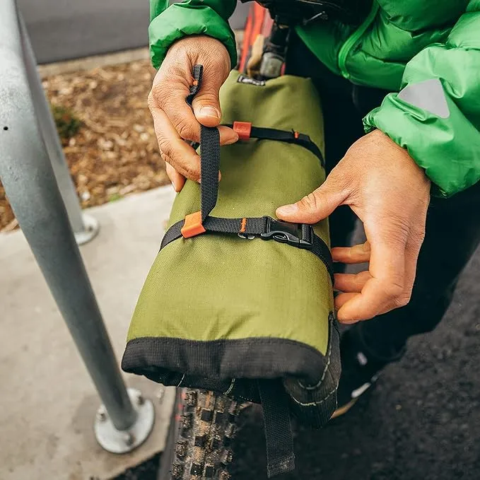 GEAR AID Utility Straps with Side-Release Buckle, Secure and Compress Camping, Biking, Hunting, Boating Gear, Multiple Sizes 1" x 24"