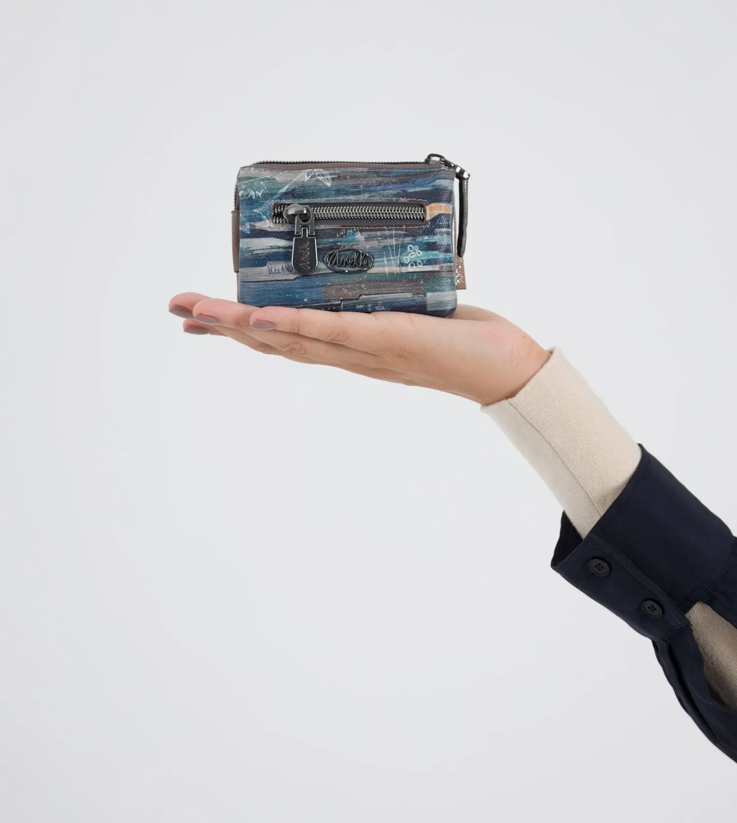 Iceland small triple wallet