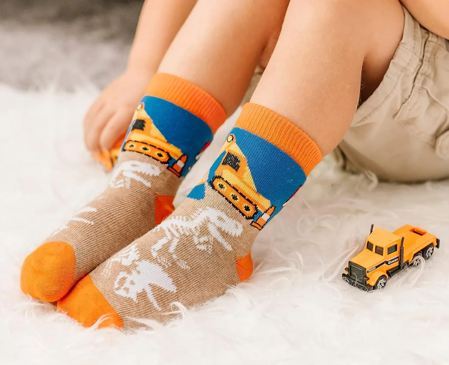Jefferies Socks Boys' Dinosaur Construction Crew Socks 6 Pack