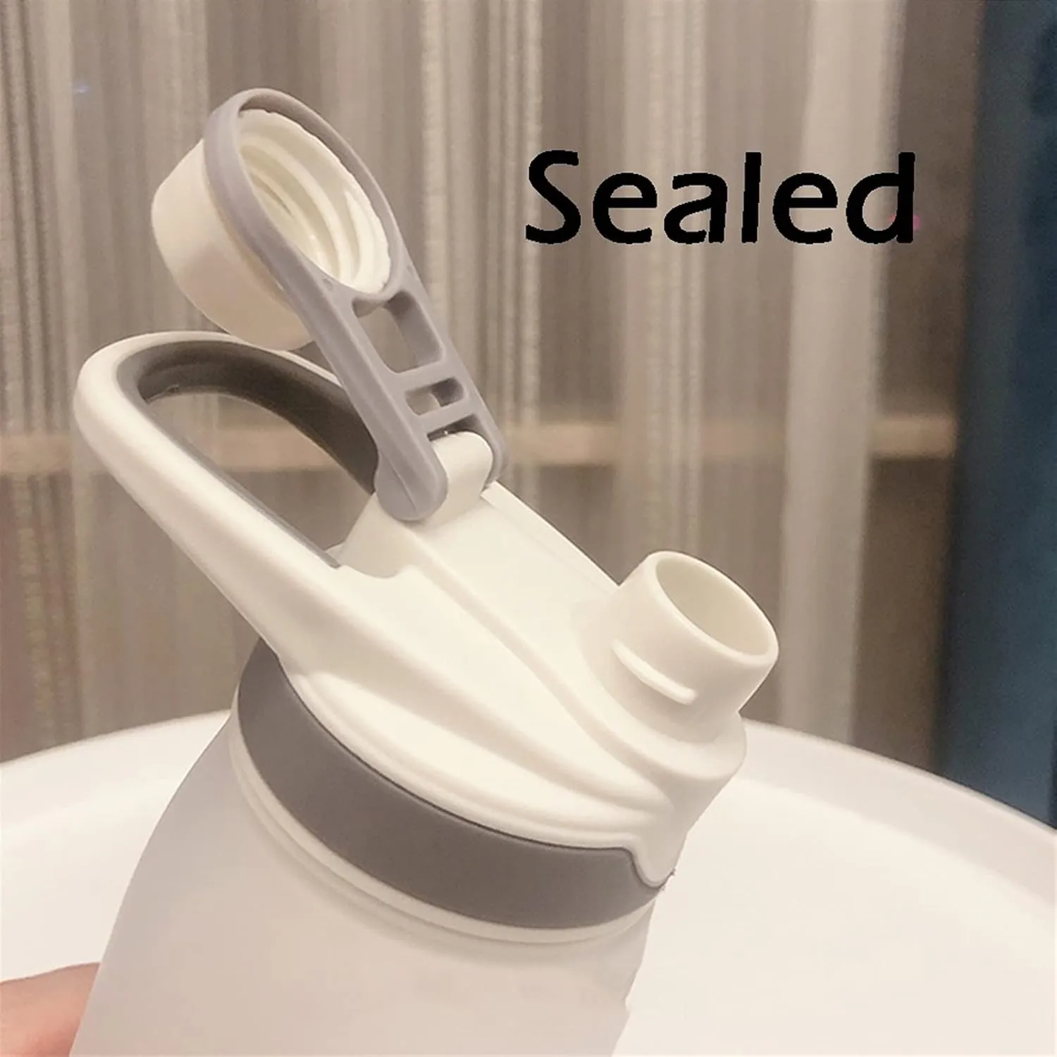 kettles Large Frosted Water Bottles Fast Flow BPA Free,Leak proof Sports Bottle with Built-in Handle,Portable Plastic Cups,Students canteen(A,Small)