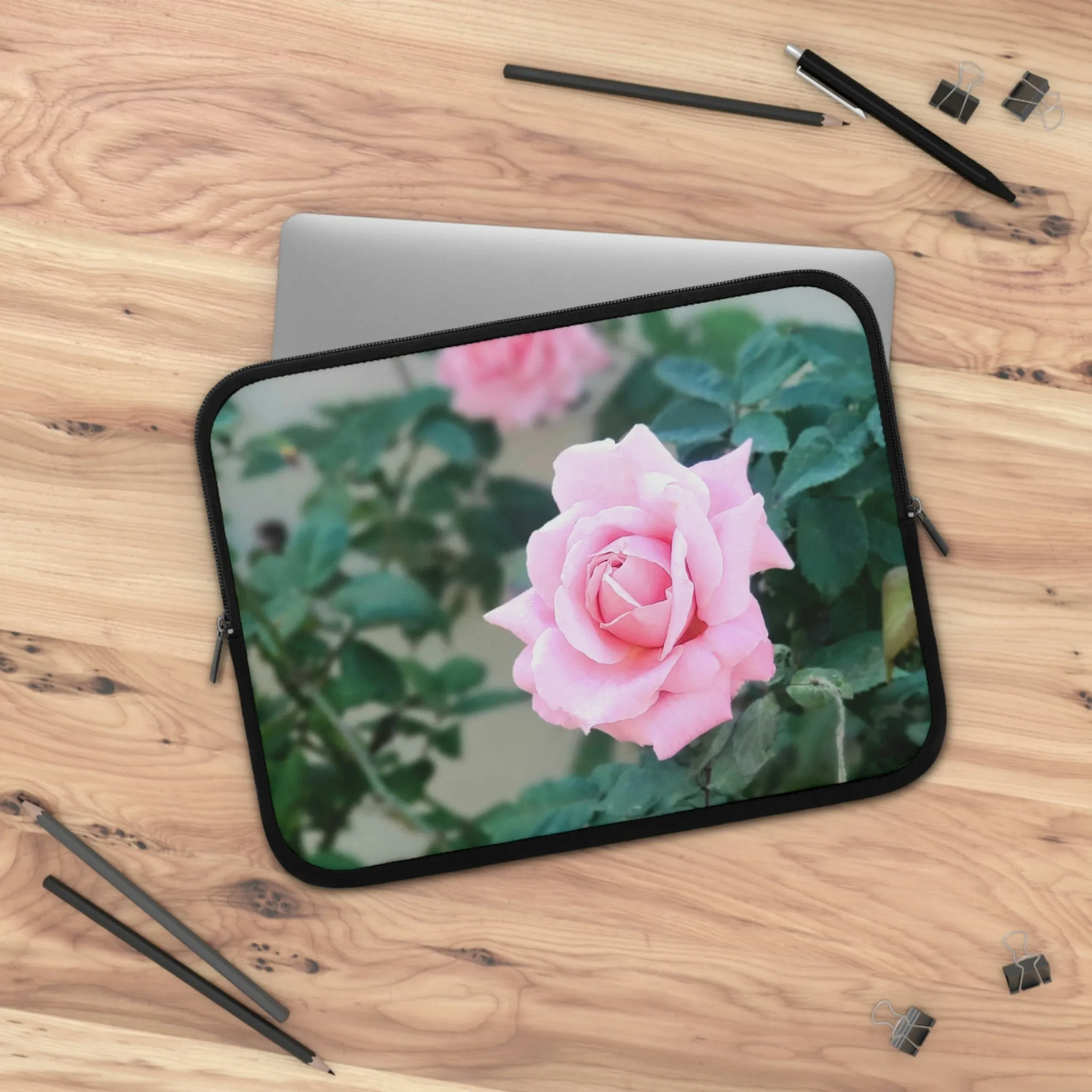 Laptop Sleeve with Focus on a Rose Flower Design 7 Inch 10 Inch 13 Inch 15 Inch 17 Inch