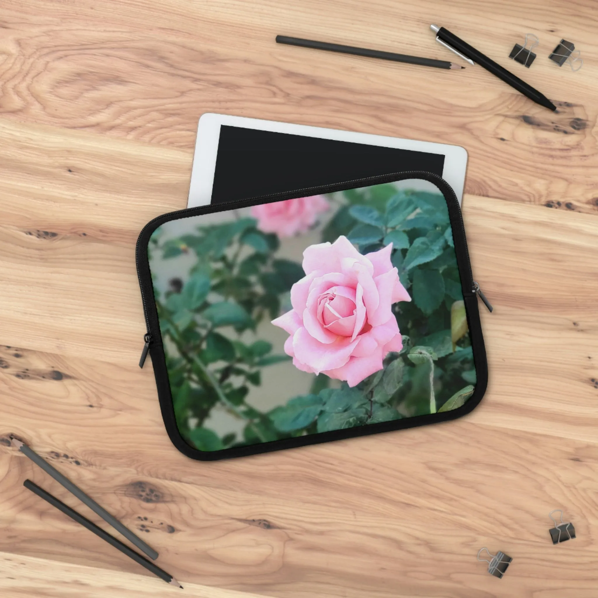 Laptop Sleeve with Focus on a Rose Flower Design 7 Inch 10 Inch 13 Inch 15 Inch 17 Inch