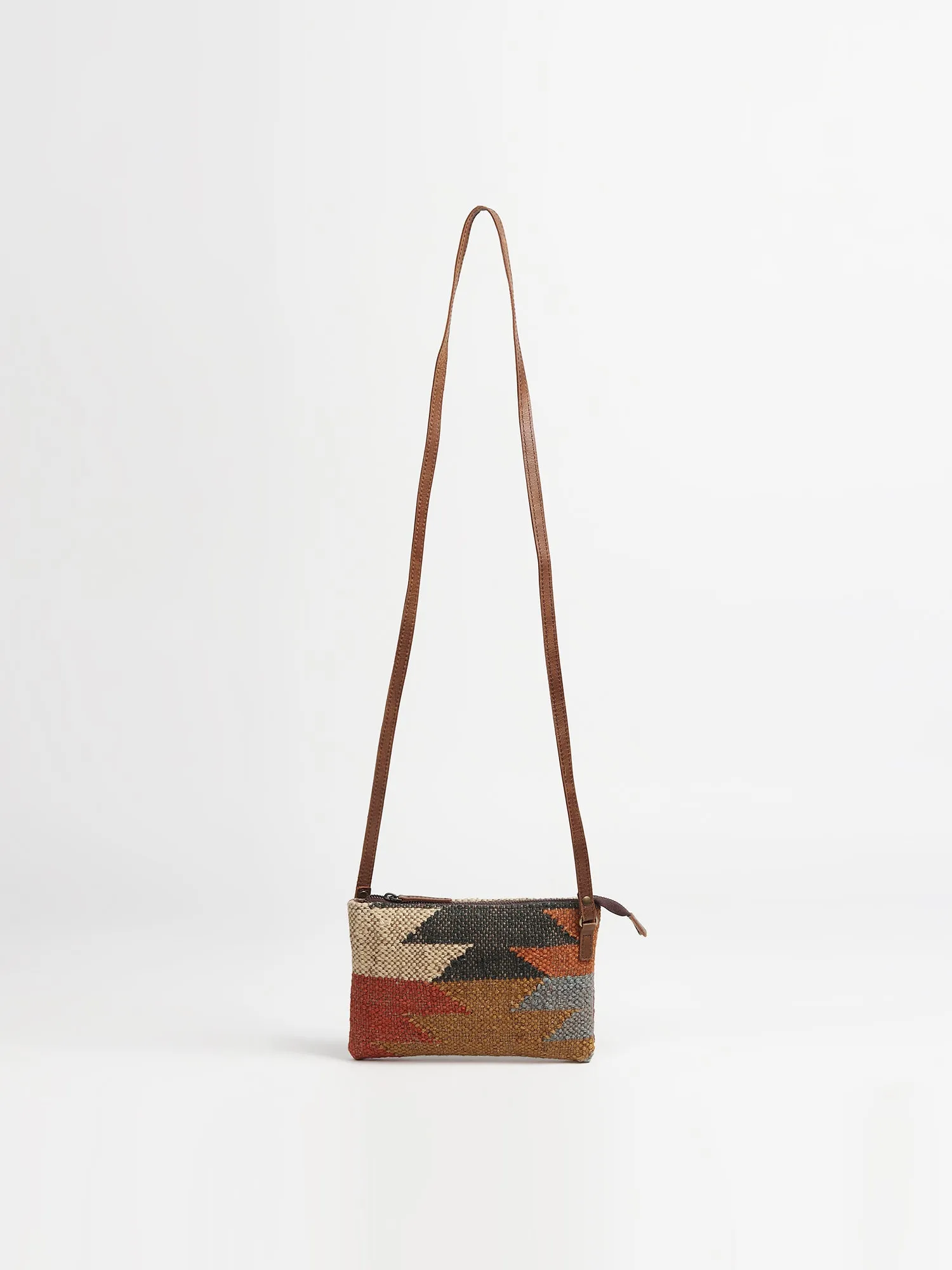 LAURIS - KILIM & LEATHER  SLING BAG
