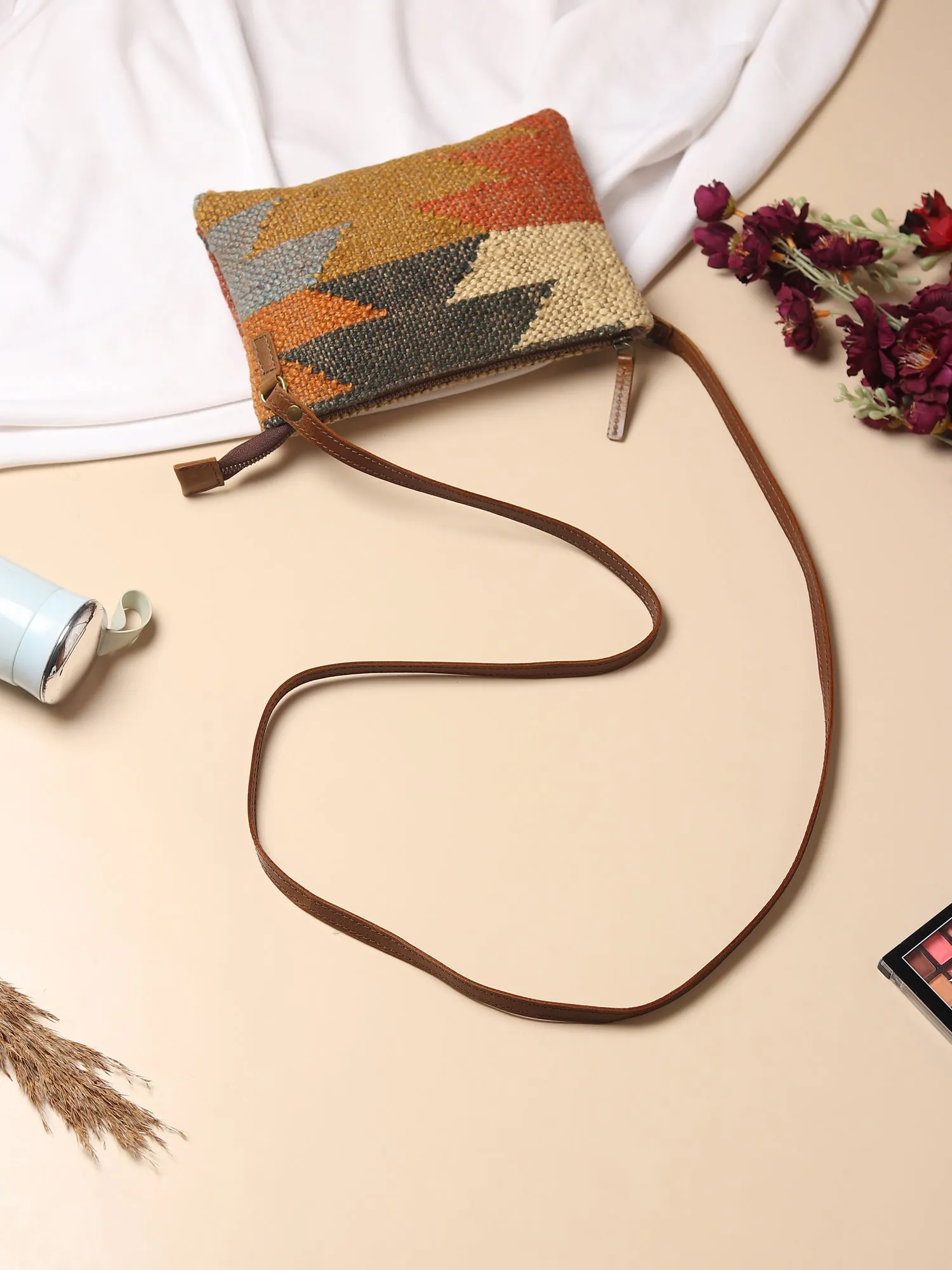 LAURIS - KILIM & LEATHER  SLING BAG