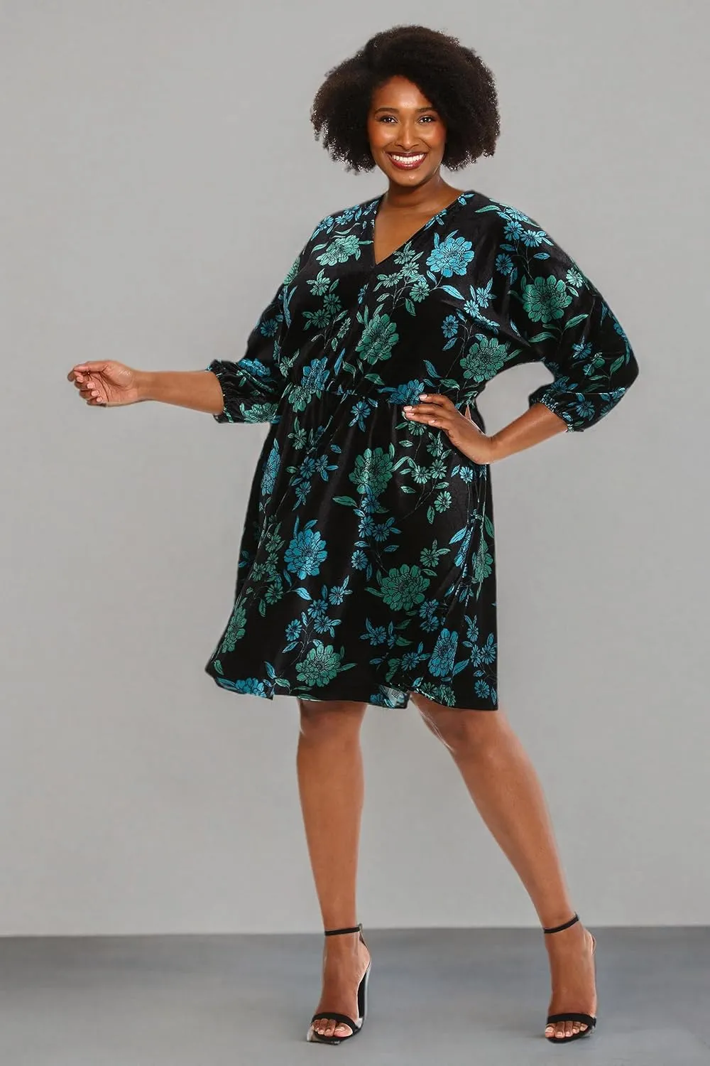 London Times Women's Long Sleeve V-Neck Dress