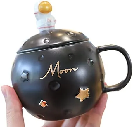 Minimalist Style Astronaut Mug with Spoon Lid Star Ceramic Coffee Cup Moon Tea Cup Gift Office Home (astronaut black, 400 ml)