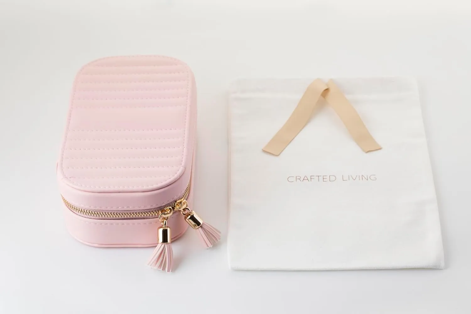 Mothers Day Gift Pink Elegant Oval Jewelry Travel Case | Zip-Closure Jewelry Box with Mirror, Slots for Pendants, Bracelets, Rings & Earrings, Complimentary Dust Bag