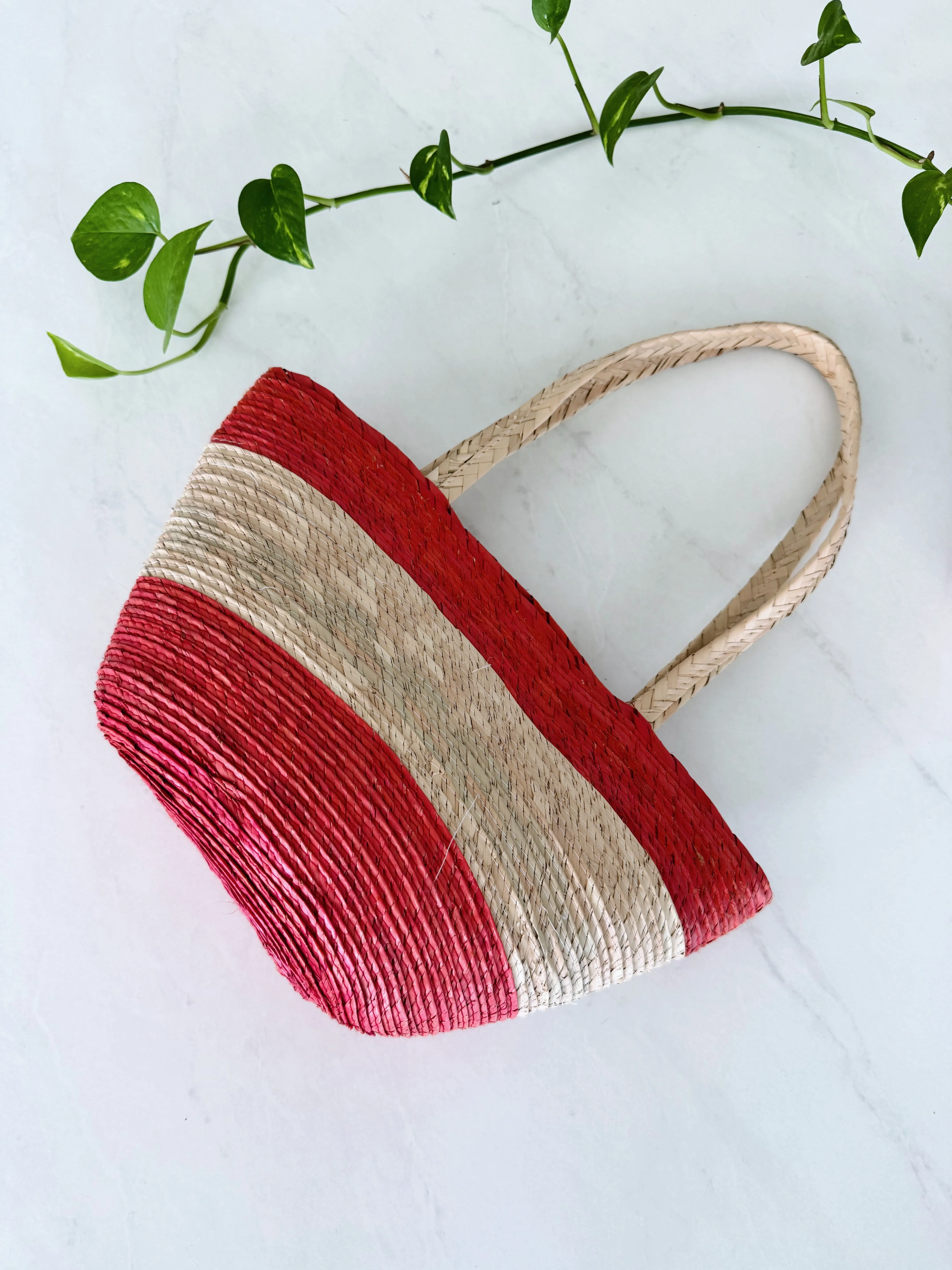 Palm straw purse - red and whit