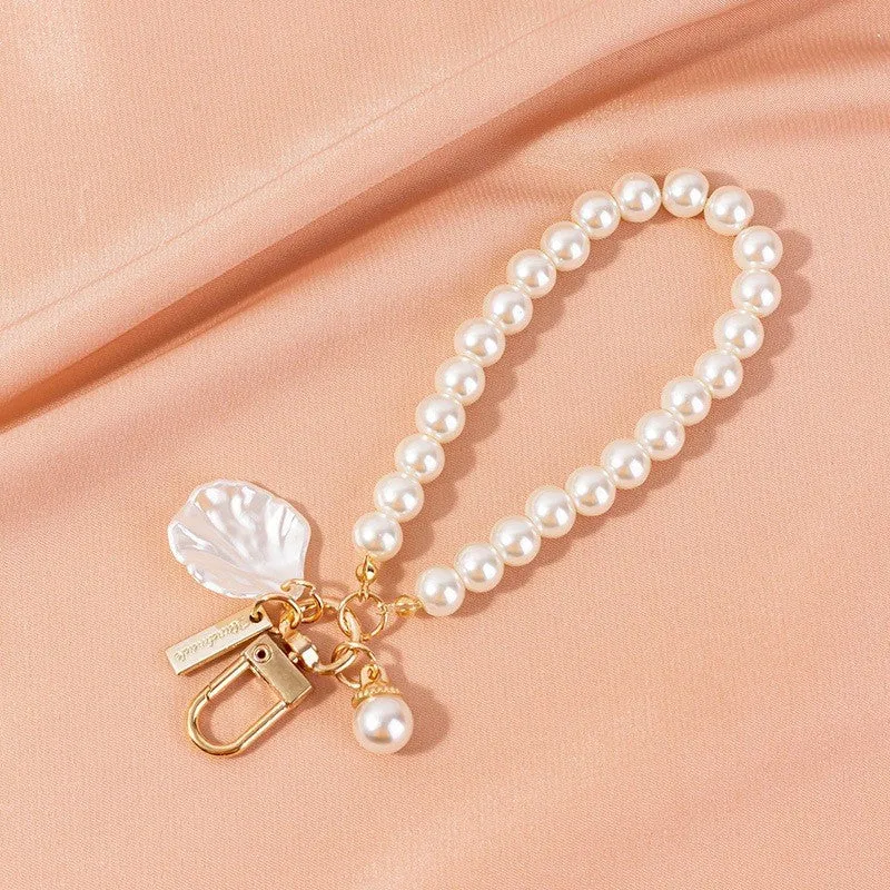 PEARL WRISTLET BOW HEART SEASHELL BAG KEYCHAINS | 40KC134