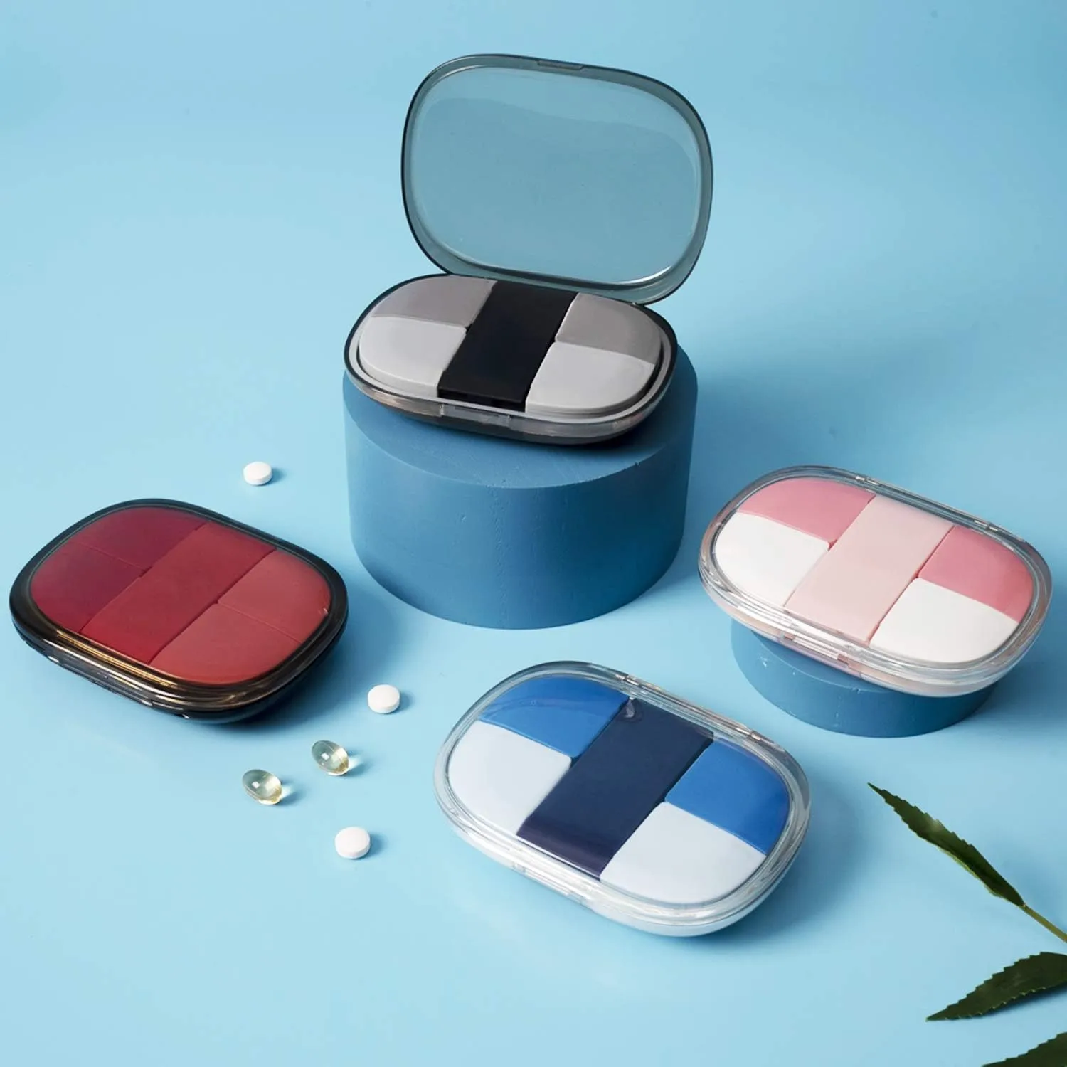 Pill Case Portable, Portable Pocket Pill Box, Independent Chamber Storage Pill Box, Travel Pill Organizer, Easy Carry Moisture Proof Odour Free Medicine Storage Box, 5 Separate Container (Rose)