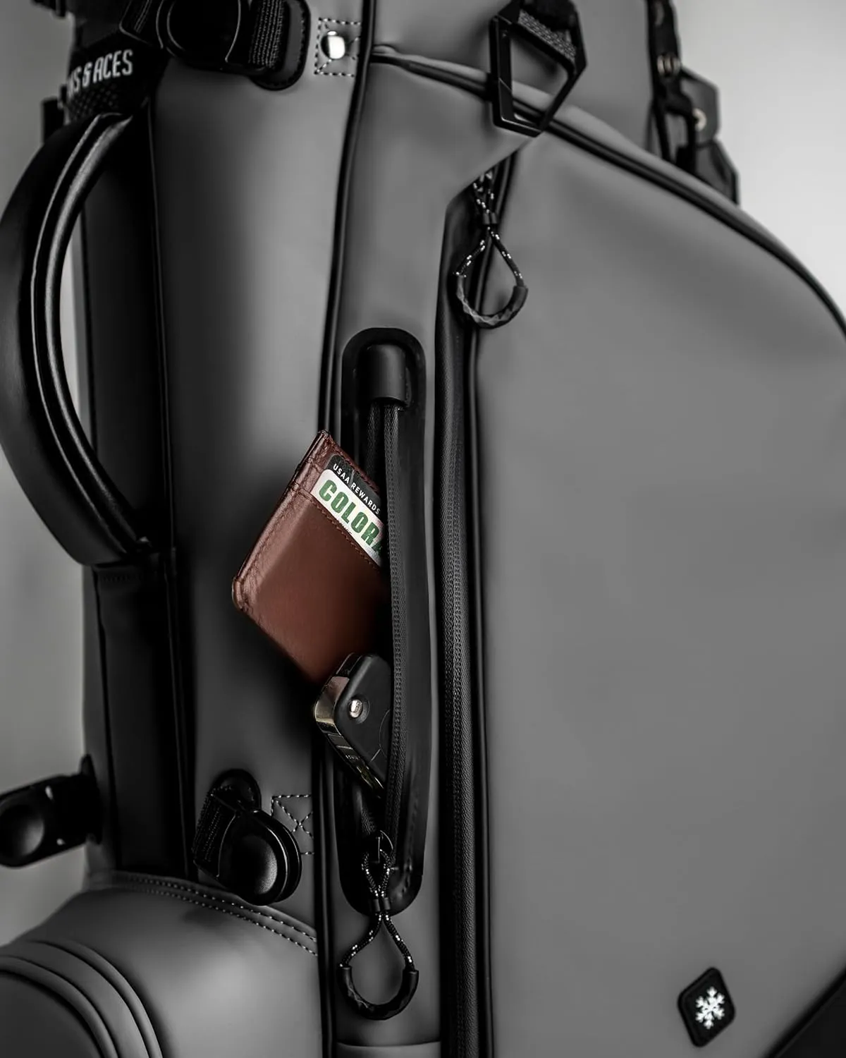 Pins & Aces Player Preferred Golf Bag - Premium Design, Lightweight Golf Bag with Stand - Velvet-Lined 5-Way Club Divider System