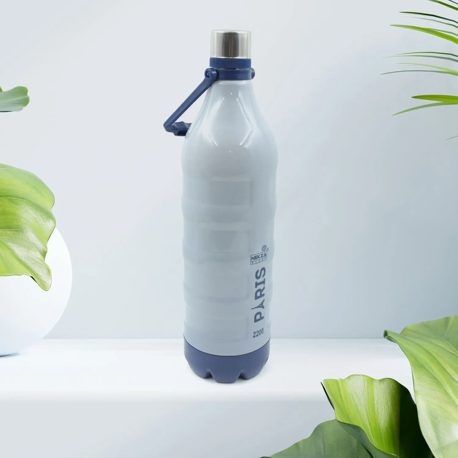 Plastic Sports Insulated Water Bottle with Handle – BPA-Free, Leak-Proof (1500ml & 2200ml)