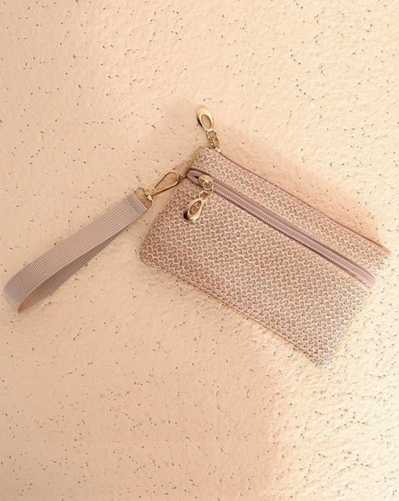 "Sugar Beach" (ash mocha) wristlet wallet bag