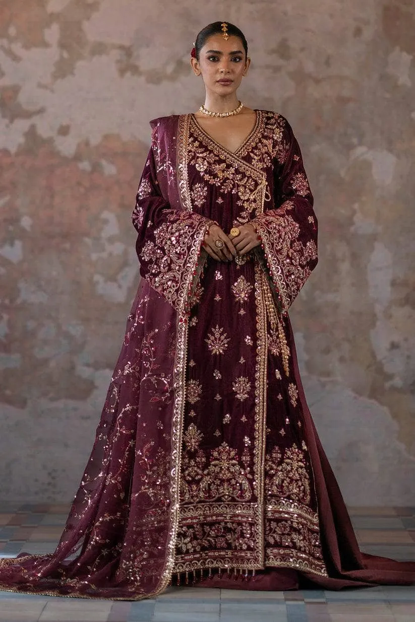 Restocked/Emaan Adeel Velvet 24/Tanish