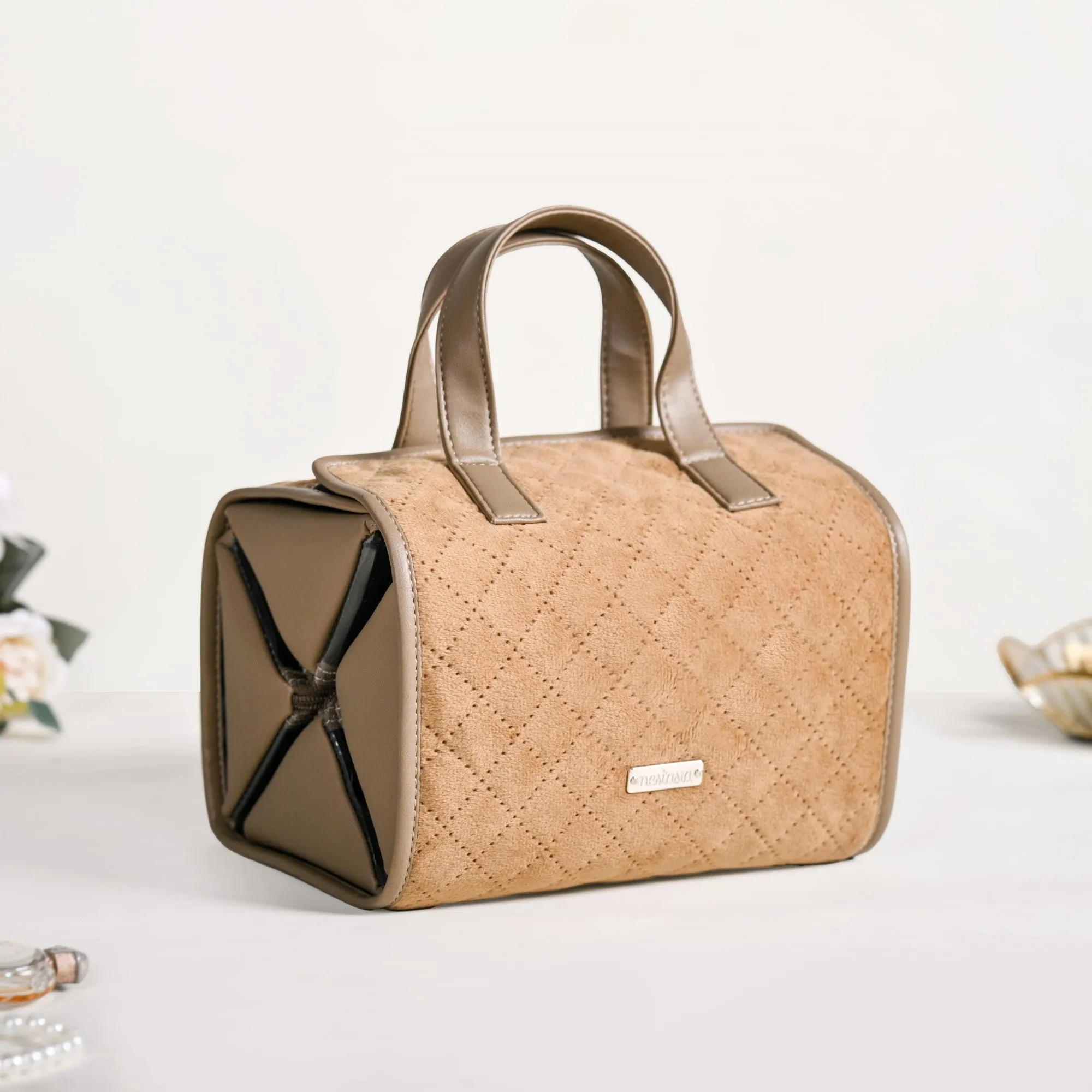 Roll Up Beige Vanity Makeup Pouch