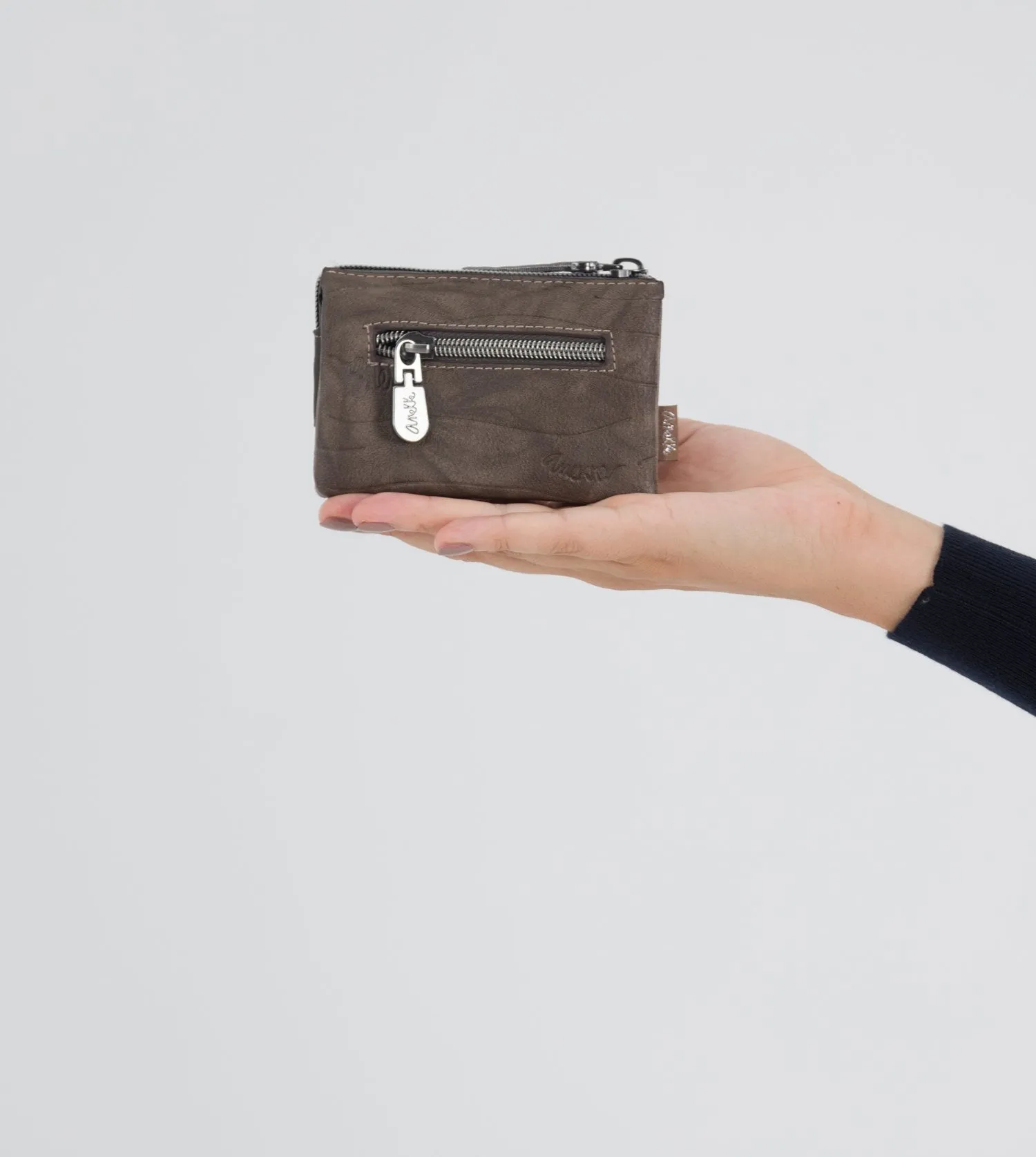 Rune triple purse