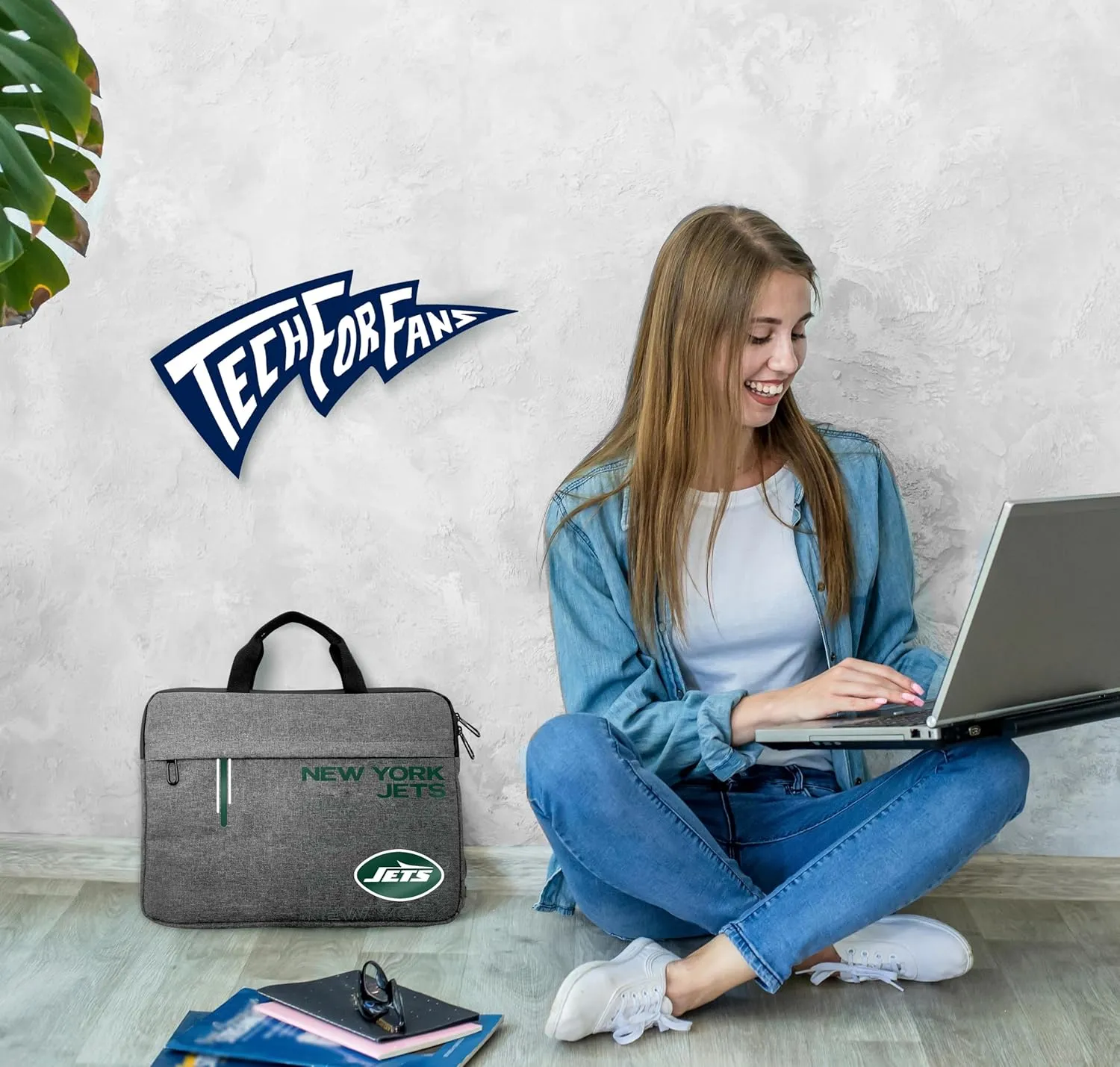 SOAR NFL 13 Inch Laptop Sleeve