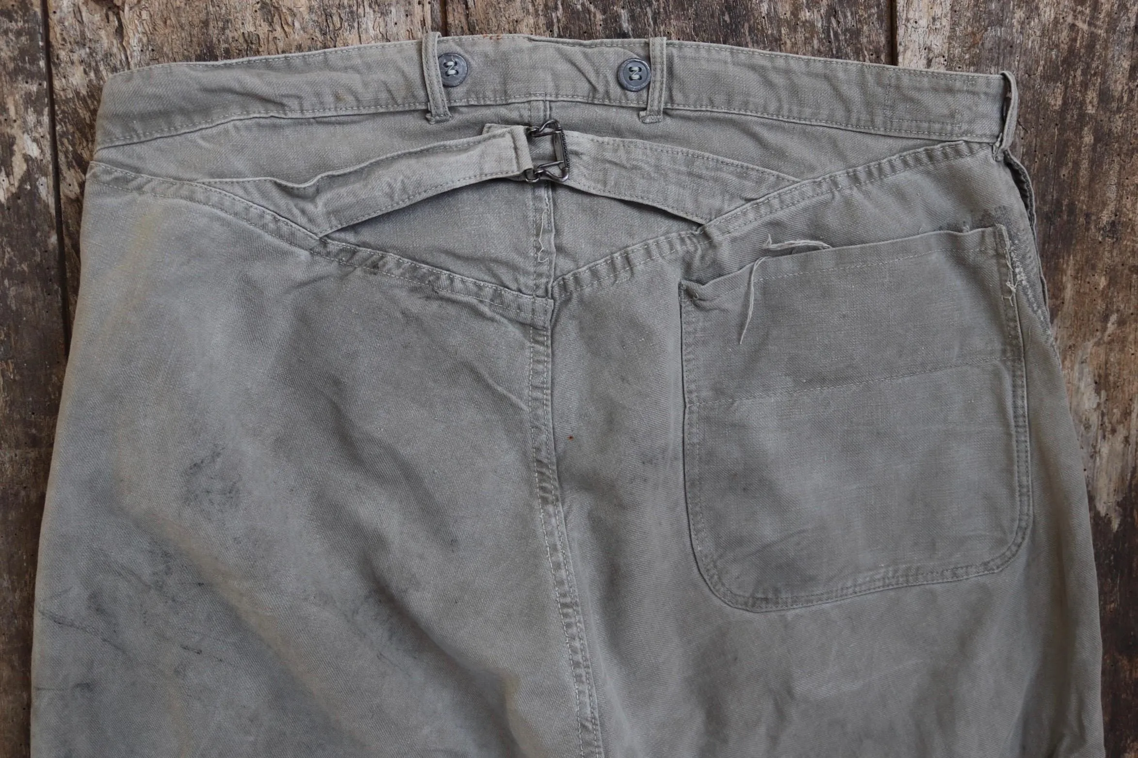 Vintage 1940s 1950s Swedish workwear trousers - military utility pants - buckle back - 36” x 31”