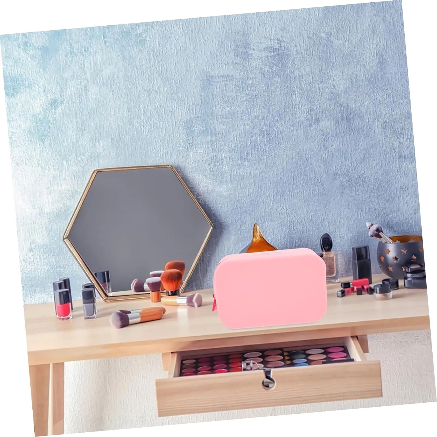 Waterproof Toiletry Bag Large Capacity Silicone Makeup Pouch Mini Travel Makeup Bag Brush Organizer